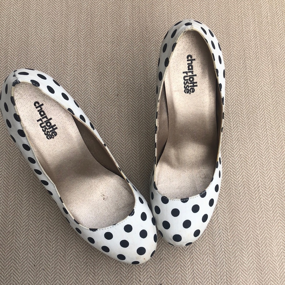 Heels - Picture 2 of 5